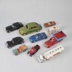 518667 Toy car